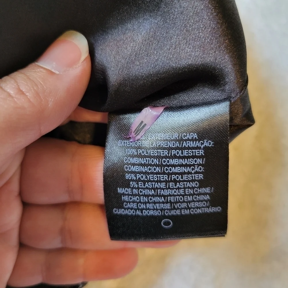 Tahari women's black sequin tank keyhole hope blouse - Picture 9 of 12